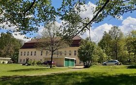 Orangerie im Schlosspark zu Arnsdorf